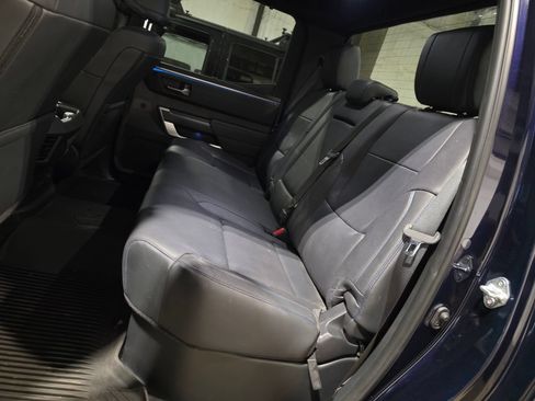 Used 2023 Toyota Tundra Platinum AWD/4WD image 7