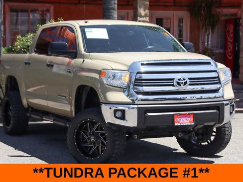 Used 2017 Toyota Tundra SR5 w/ SR5 Upgrade Package RWD image 2