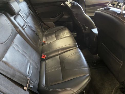 Used 2012 Ford Focus Titanium image 9