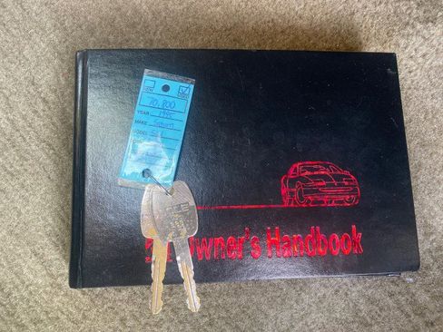 Used 1995 Saturn S-Series SL1 image 24