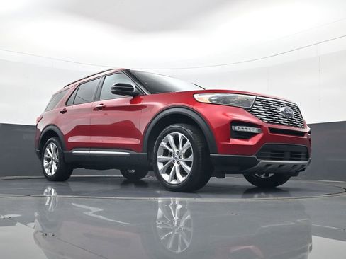 Used 2023 Ford Explorer Platinum w/ Premium Technology Package AWD/4WD image 24