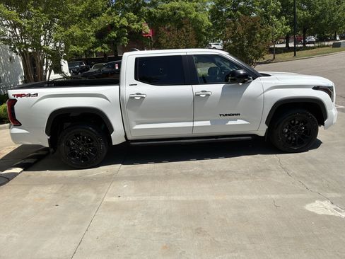 Used 2025 Toyota Tundra Limited w/ TRD Off-Road Package image 11