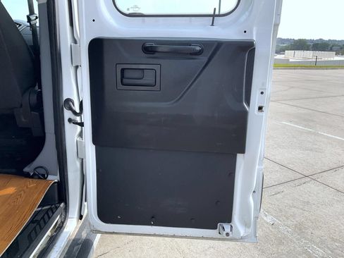 Used 2018 Ford Transit 250 130 Low Roof w/ Exterior Upgrade Package RWD image 18