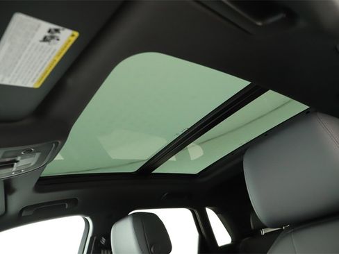 New 2025 Audi Q3 2.0T Premium image 26