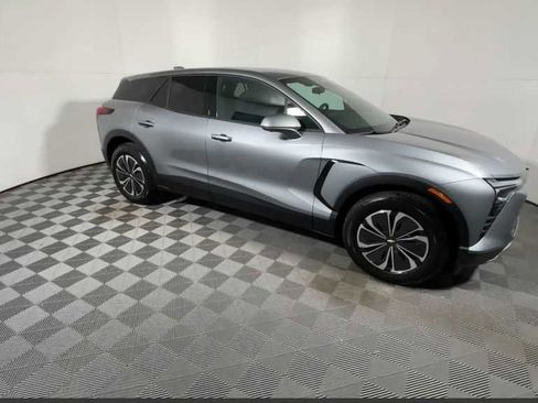 New 2026 Chevrolet Blazer EV LT image 5