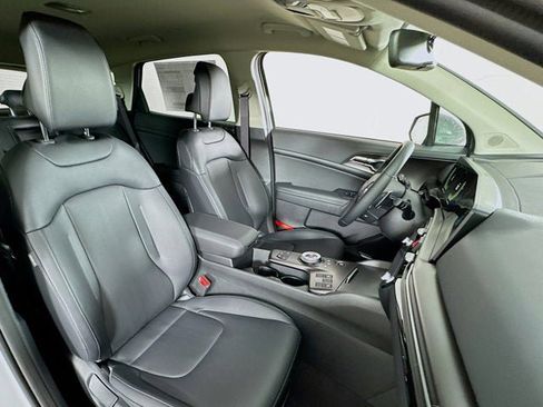 New 2026 Kia Sportage EX image 28