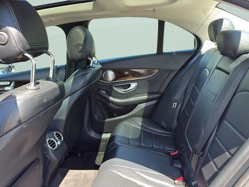 Used 2016 Mercedes-Benz C 300 4MATIC Sedan image 23