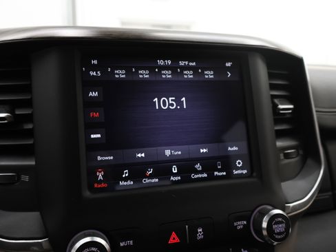 Used 2020 RAM 2500 Laramie AWD/4WD image 11