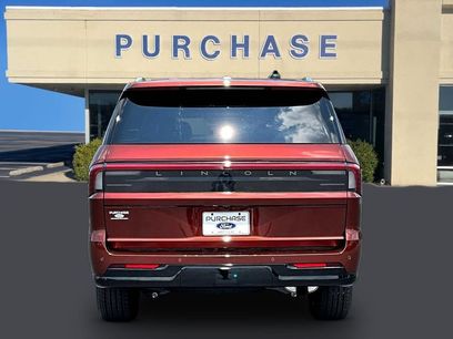 New 2027 Lincoln Navigator L Premier