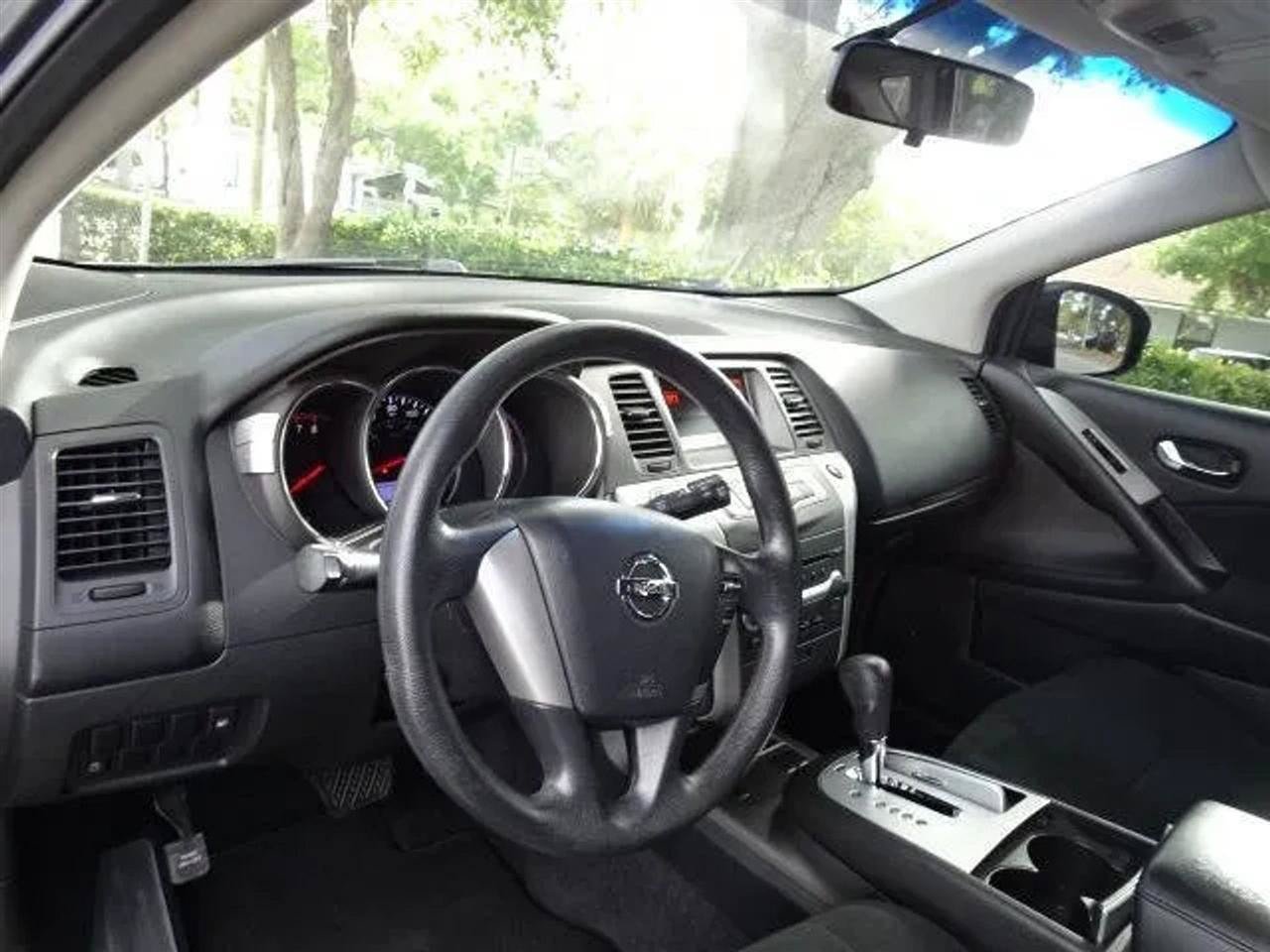 Used 2014 Nissan Murano S FWD image 34
