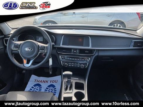 Used 2018 Kia Optima LX w/ 17" Alloy Wheels Package FWD image 14