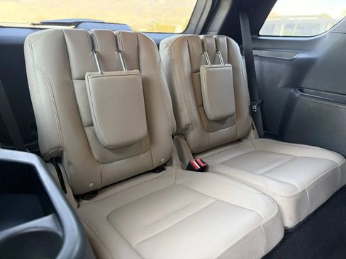 Used 2019 Ford Explorer XLT w/ Equipment Group 202A image 19