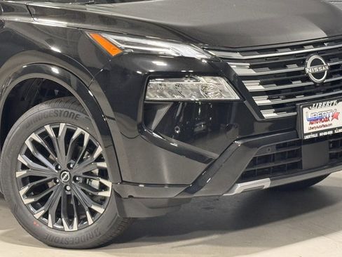 New 2026 Nissan Rogue Platinum w/ Platinum Premium Package image 3