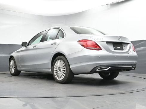 Used 2017 Mercedes-Benz C 300 4MATIC Sedan w/ Premium 3 Package image 35