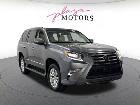 Used 2019 Lexus GX 460 Premium w/ Premium Package AWD/4WD image 3