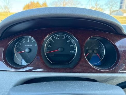 Used 2006 Buick Lucerne CX image 17