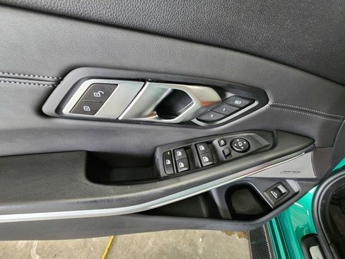 Used 2023 BMW M3 Competition w/ Executive Package image 9