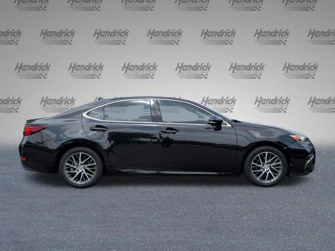 Used 2016 Lexus ES 350 w/ Luxury Package w/Wood Trim FWD image 6