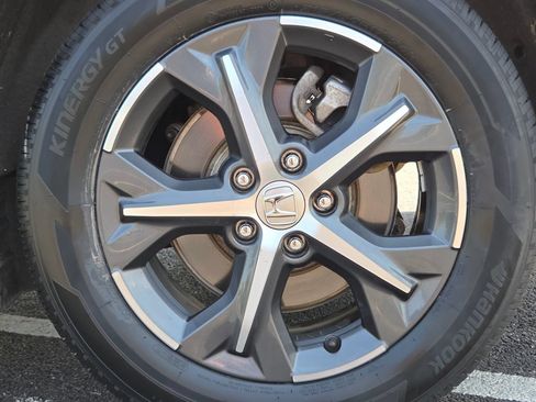 Certified 2024 Honda HR-V EX-L image 18