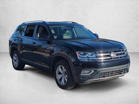 Used 2018 Volkswagen Atlas SEL image 3