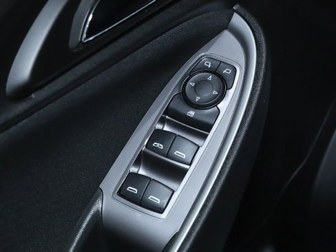 Used 2024 Chevrolet Malibu LT image 16