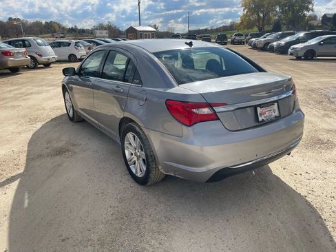 Used 2013 Chrysler 200 LX image 2