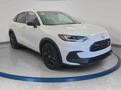 Certified 2023 Honda HR-V Sport image 3