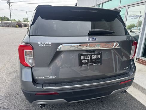 Used 2023 Ford Explorer Limited AWD/4WD image 3