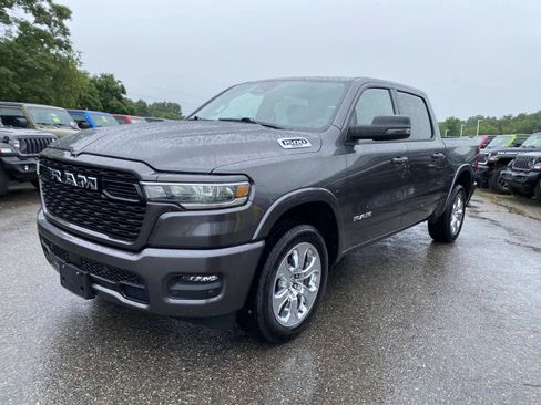 Used 2025 RAM 1500 Big Horn AWD/4WD image 9