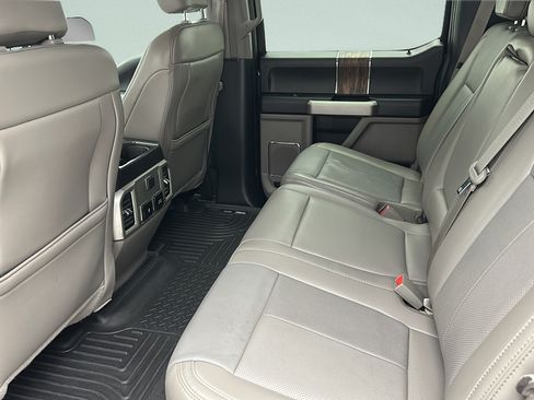 Used 2019 Ford F150 Lariat AWD/4WD image 12