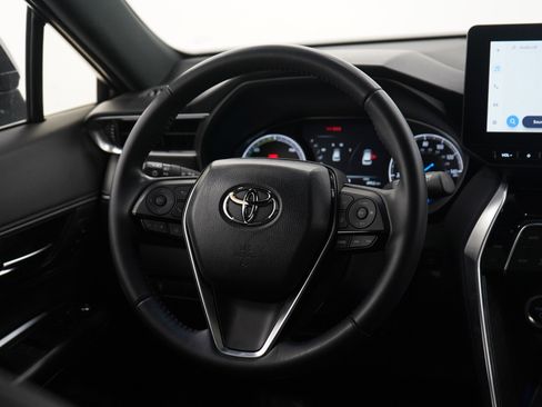 Used 2024 Toyota Venza Nightshade image 14