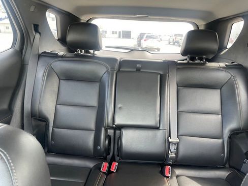 Used 2021 Chevrolet Equinox Premier FWD image 12