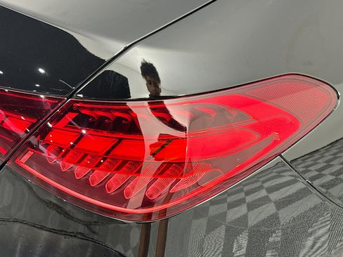 Used 2025 Mercedes-Benz C 300 Sedan image 32