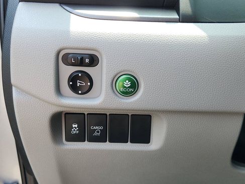 Used 2017 Honda Ridgeline RTL image 18