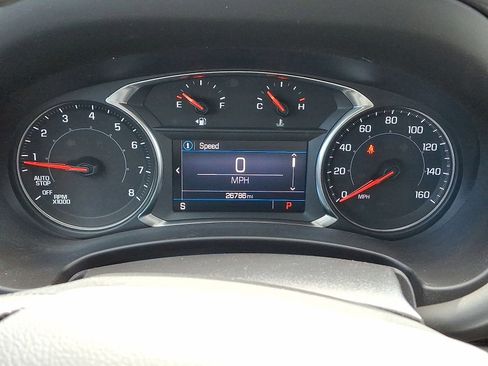 Certified 2022 GMC Terrain SLE w/ Driver Convenience Package image 13