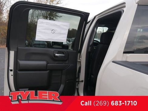 New 2026 Chevrolet Silverado 2500 Custom w/ Custom Value Package image 20