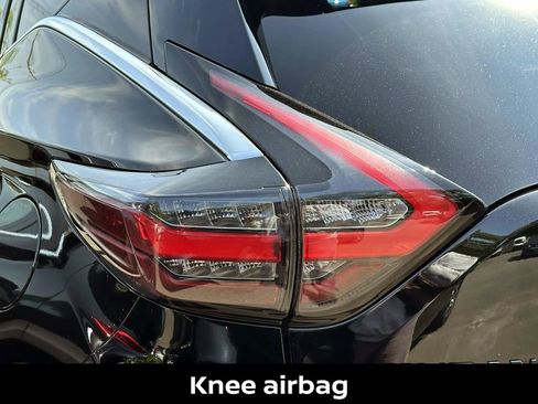 Certified 2024 Nissan Murano SV w/ SV Midnight Edition Package image 13