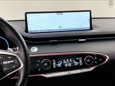 Used 2024 Genesis GV70 3.5T Sport w/ Sport Prestige Package image 7