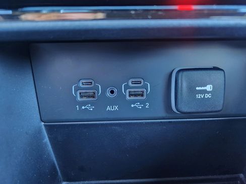 Used 2024 Jeep Grand Cherokee Overland AWD/4WD image 30