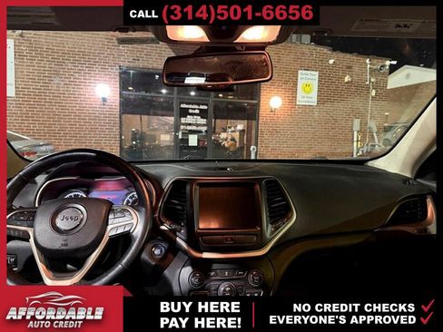 Used 2014 Jeep Cherokee Limited image 2