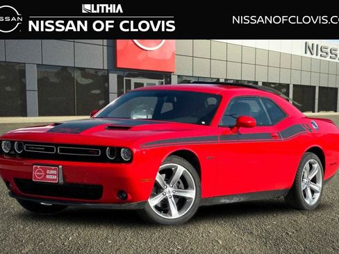 Used 2018 Dodge Challenger R/T image 1