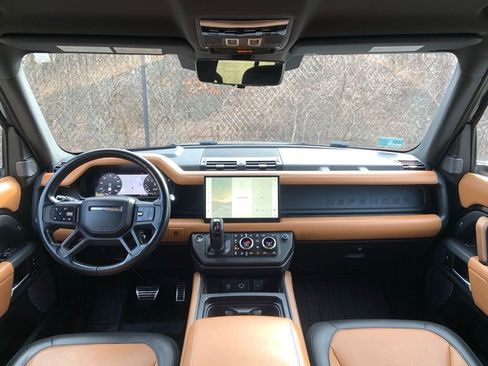 Certified 2023 Land Rover Defender 110 X image 19