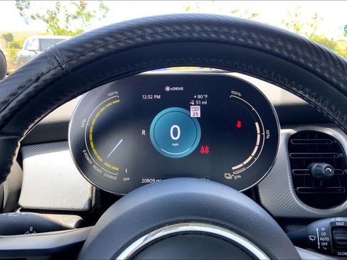 Certified 2023 MINI Cooper SE FWD image 22