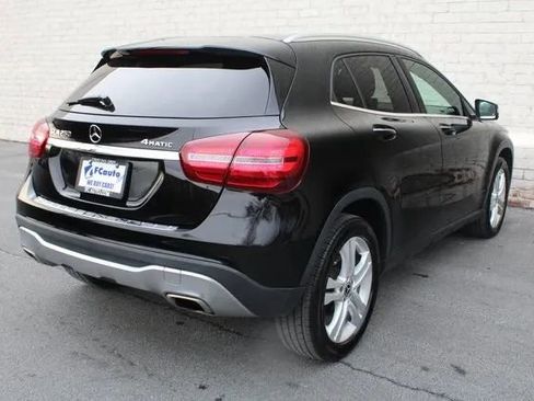 Used 2018 Mercedes-Benz GLA 250 4MATIC image 16