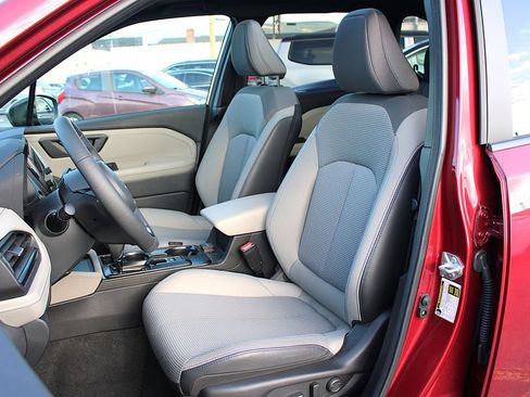 Used 2026 Subaru Forester Premium AWD/4WD image 6