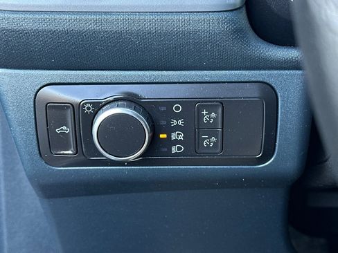Used 2022 Ford Maverick XL FWD image 32