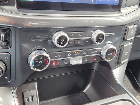 Used 2022 Ford F150 XLT w/ Equipment Group 302A High AWD/4WD image 15