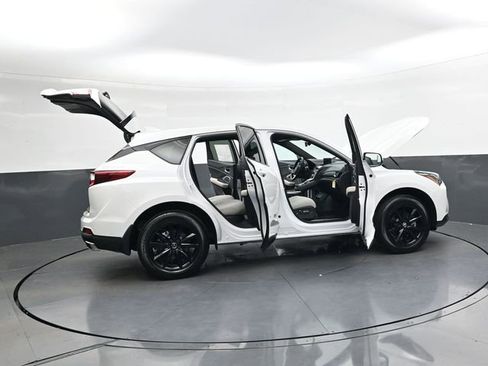New 2025 Acura RDX SH-AWD image 37