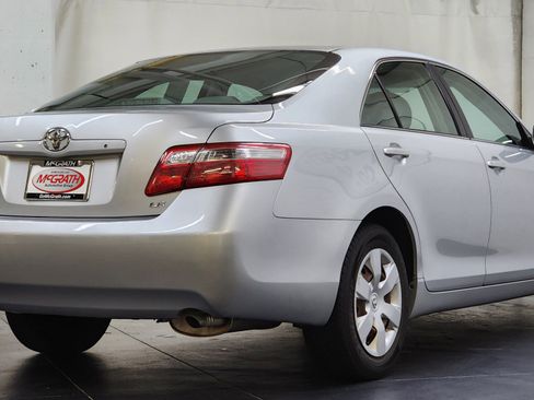 Used 2007 Toyota Camry CE image 5