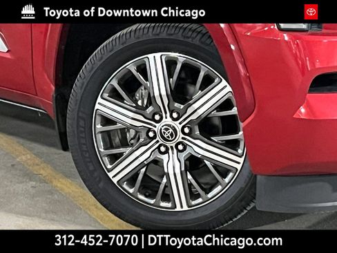 Used 2023 Toyota Sequoia Capstone AWD/4WD image 2